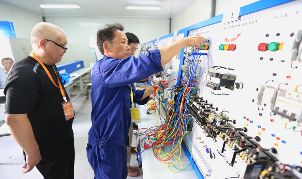 7FB7_副本.jpg 7FB7_副本.jpg