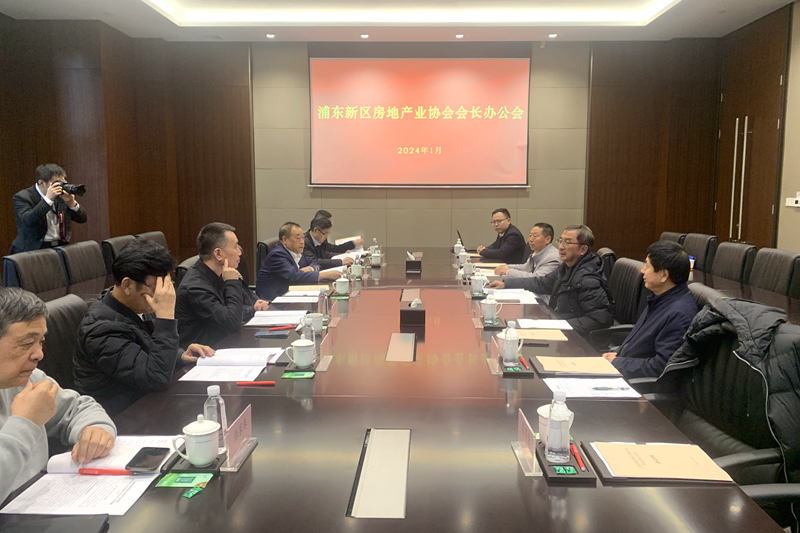 img70924155.jpg img70924155.jpg